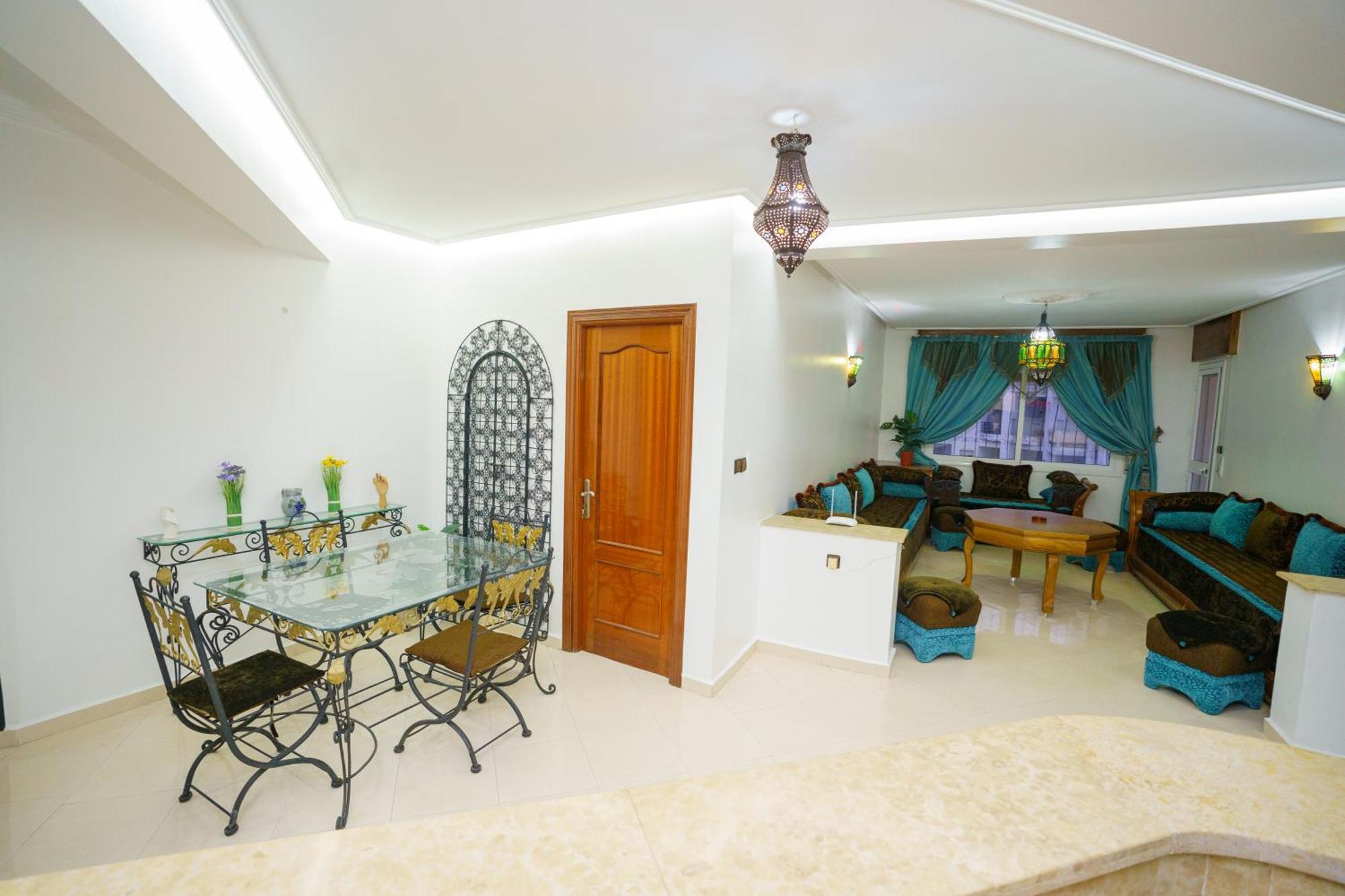 Bright Apartment With Sea View, Few Steps Away From The Tgv Tanger Kültér fotó